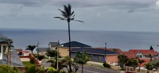 Pet friendly and spacious 3 Bedroom Maisonette with secure parking based on the Bluff