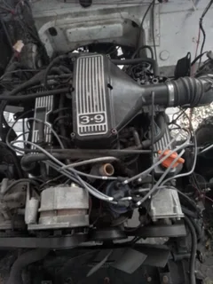 Land Rover 3.9i V8 engine.