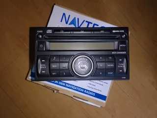 Nissan Navara OEM car radio