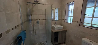 Houses with big stand in Witfield