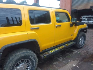 Another Hummer H3 stripping for parts