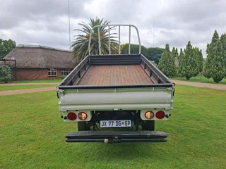 2016 Kia Dropside tipper