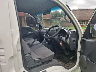 2016 Kia Dropside tipper