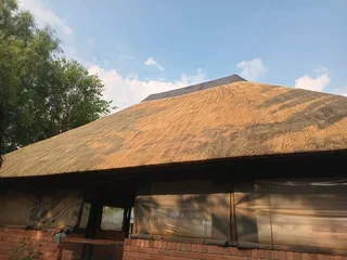 Thatch Repairs |Thatch Roofs | Thatch Lapas