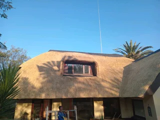 Thatching Roofs | Thatching Lapas | Thatching Specialist