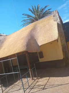 Thatching Lapas | Thatching Repairs | Thatching Roofs