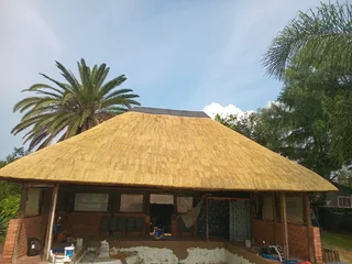 Thatch Repairs | Thatch Roofs | Thatch Lapas