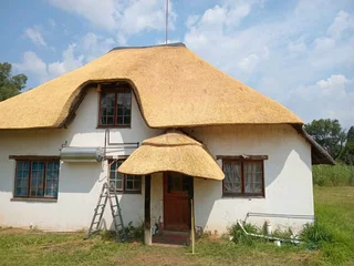 Thatch Lapas | Thatch Specialist | Thatch Repairs