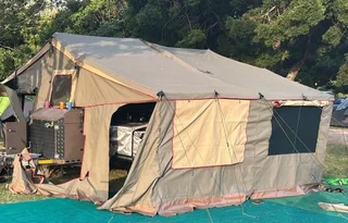 Howling Moon Trailer Tent Deluxe XT with Tailgate addition and sides for Tailgate and kitchen