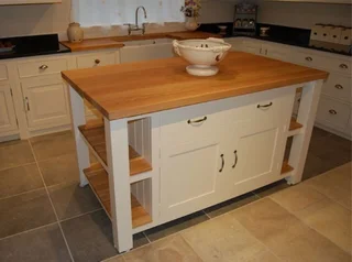 White Kitchen Island