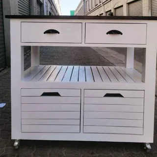 White Kitchen Island