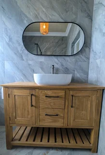 Bathroom Vanity/ Cabinet