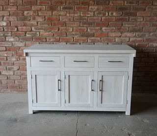 Free Standing Kitchen Table