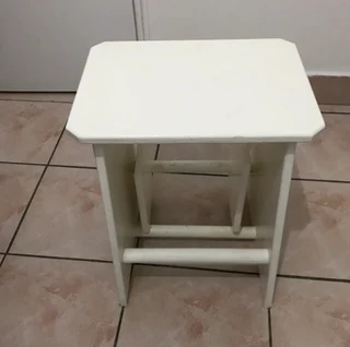 Bed side small table WhatsApp/0680108392