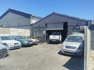 Industrial Unit Available to rent in Paarden Eiland