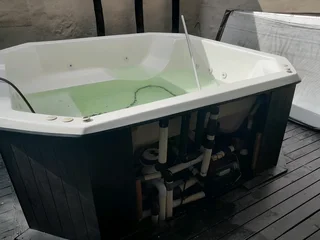 Rambo Jacuzzis