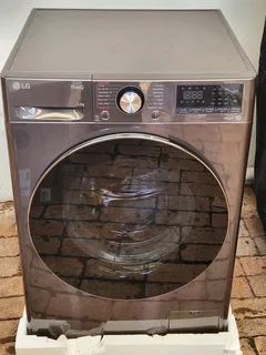 LG 12kg washing machine. Excellent condition