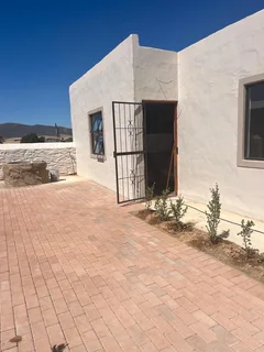 Woonstel te huur - Koringberg (R6500 water en krag ingesluit)