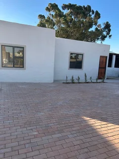 Woonstel te huur - Koringberg (R6500 water en krag ingesluit)