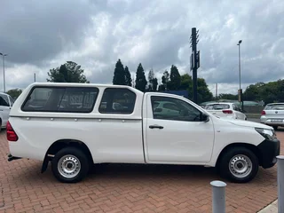 2021 Toyota Hilux 2.0 VVTi A/C S/C - R 279 995 (83 874 kms)