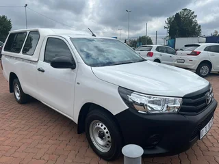 2021 Toyota Hilux 2.0 VVTi A/C S/C - R 279 995 (83 874 kms)