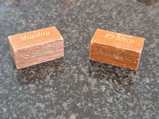 Vintage Wooden Desk Calendar