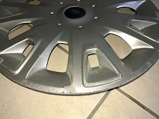 Ford Hubcap x1 (Secondhand)