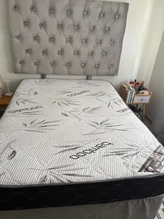 Double bed mattress with base
