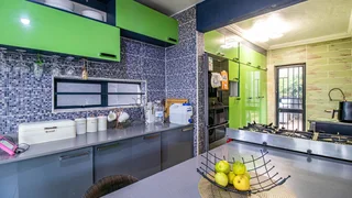 3 bedroom house, 2 baths, main bedroom upstairs,garage,outside entertainment/home office for sale