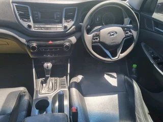 VACATION READY 2017 Hyundai Tucson 2.0 Premium A/T AUTOMATIC with Tow Bar