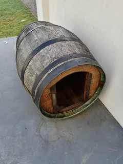 Dog kennel