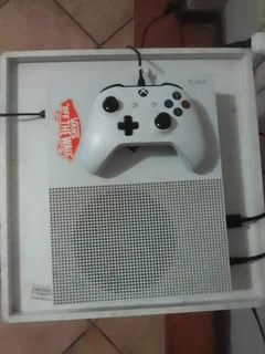 Xbox one S con
