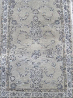 Persian Nain runner