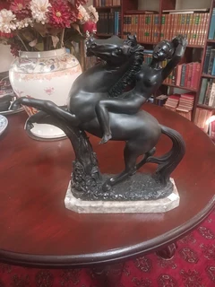 A Giannelli alabaster figurine, Nude on a Horse.