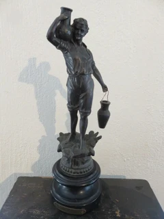 Le Porteur D&#39;eau spelter figure of a man carrying water