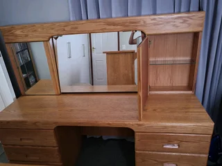 Oak bedrom suit