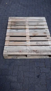 Wooden pallets for sale at R50 each pls call or WhatsApp Karo 0681196799, we open for business.