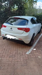 2014 Alfa Romeo Giulietta Hatchback