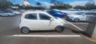 2017 Hyundai i10 Hatchback R55000