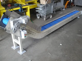 Conveyor Systems & Packing Tables