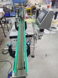 LABELING MACHINES / LABEL APPLICATORS