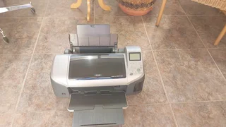 Espon stylus Photo R300. R1500 Negotiable