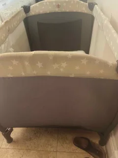 Pre-Loved Baby Bounce Cot
