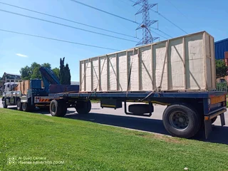 Crane truck hire and Rigging Services