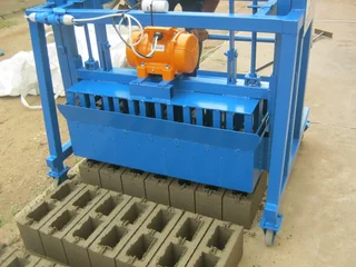 Electrical 7 drop lay-as-you-go block making machine - High Production 2500 blocks per day