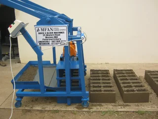 Electrical 7 drop lay-as-you-go block making machine - High Production 2500 blocks per day