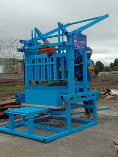 4 Drop M140 hollow blocks machine 2000 blocks/day High Strength Production