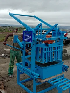 4 Drop M140 hollow blocks machine 2000 blocks/day High Strength Production