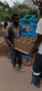 4 Drop M140 hollow blocks machine 2000 blocks/day High Strength Production