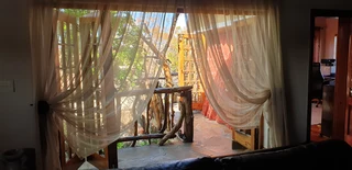 Halaal/halal Comfortable student accommodation offered in Rondebosch East, Cape Town. UCT